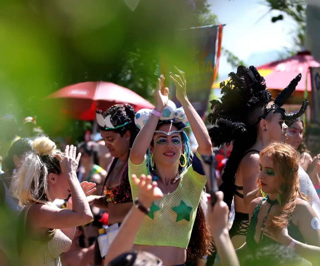 Bloco independente do Rio entra no combate à violência contra a mulher